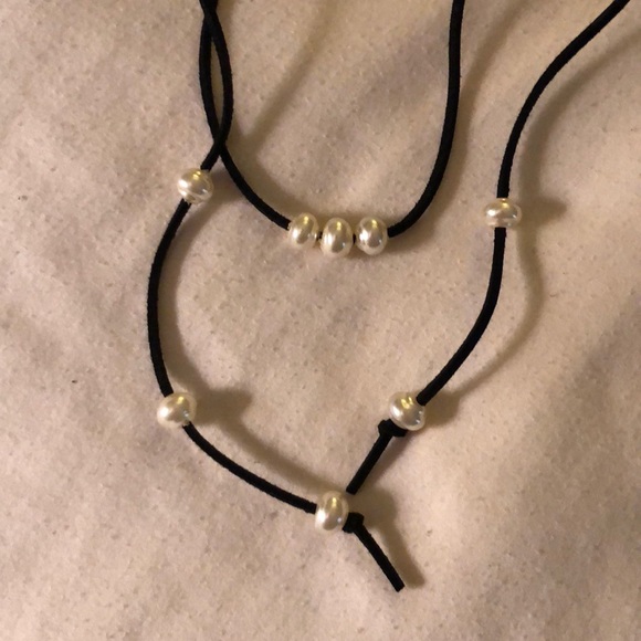 Choker style necklace - Picture 2 of 2